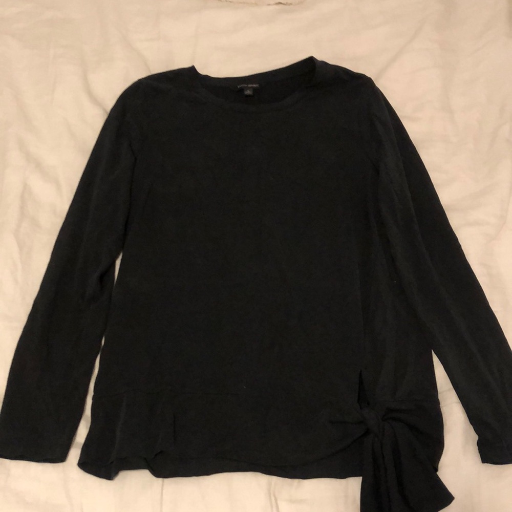 Banana Republic Women’s Long-Sleeve Athletic Tie Top
